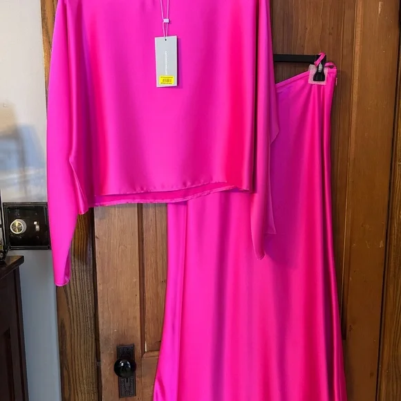 Antonio Melani Two Piece Formalwear - Picture 7 of 8